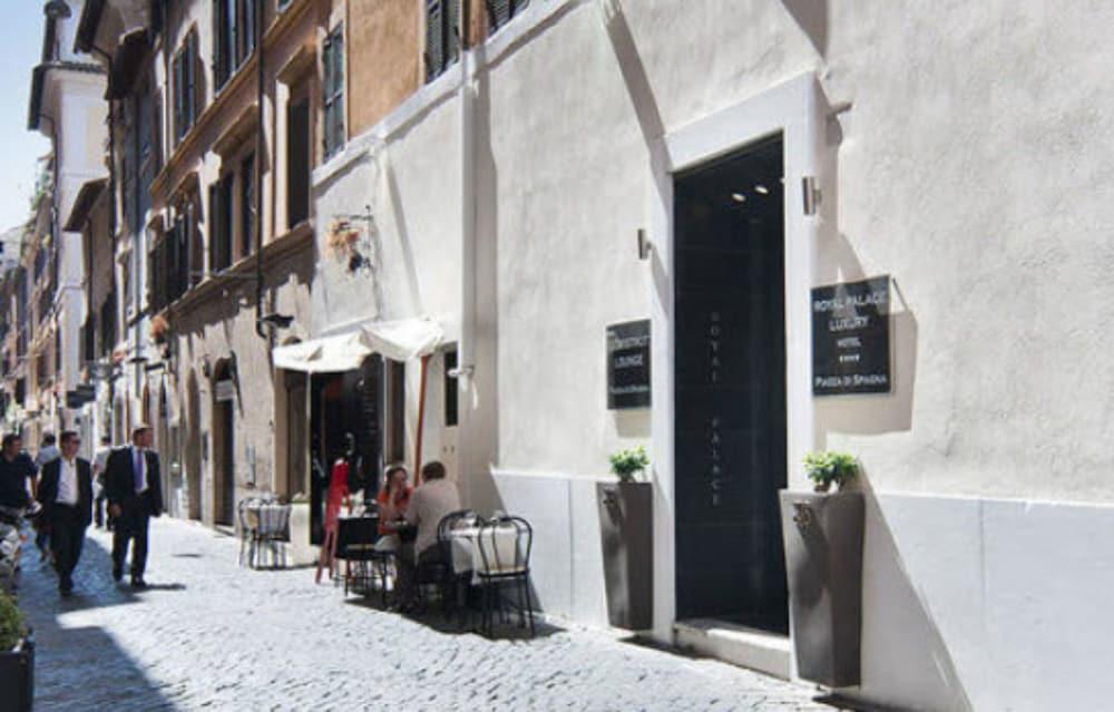 Royal Palace Luxury Hotel Rome Exterior photo